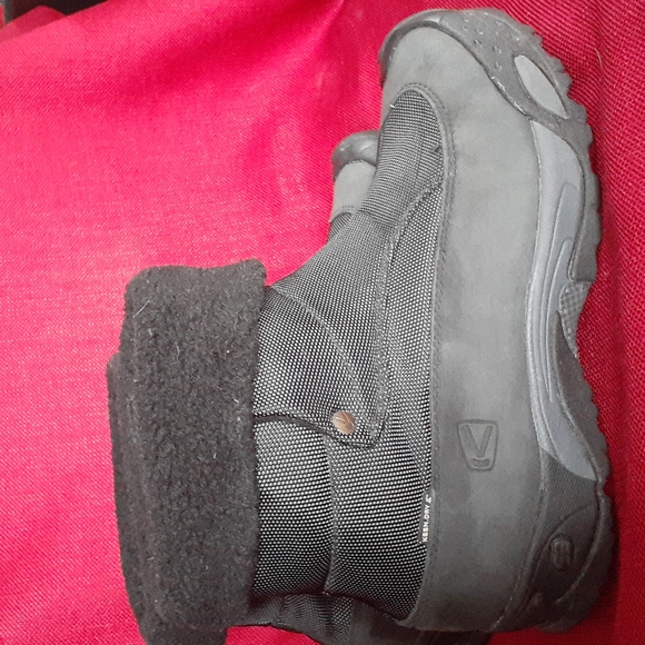 KEEN WARM DRY BOOTIES